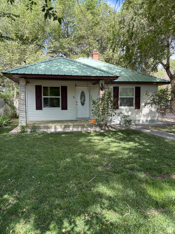 Property Photo:  148 S 300 W  UT 84624 