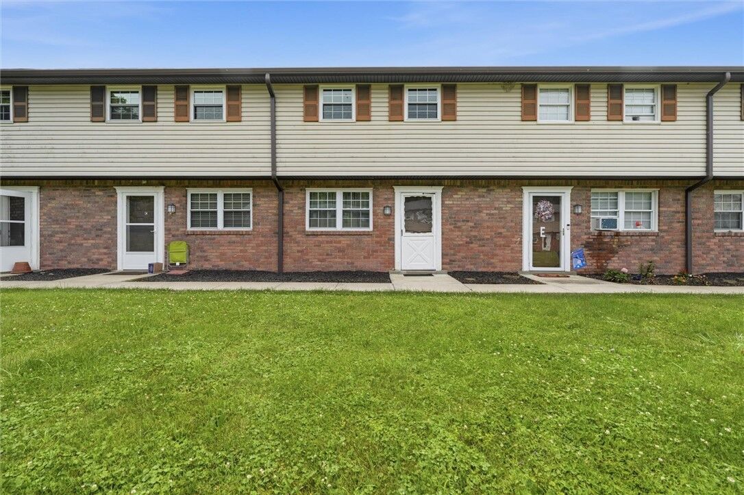 Property Photo:  380 Northgate Drive D  PA 15613 