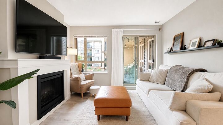 Property Photo:  3105 Lincoln Avenue 210  BC V3B 0E1 