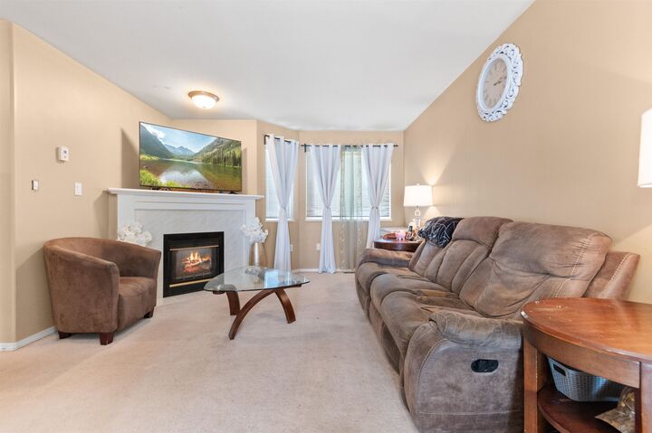 Property Photo: 45090 Luckakuck Way 17 BC V2R 3Z5