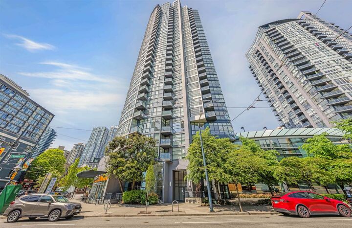 Property Photo: 1199 Seymour Street 2206 BC V6B 1K3