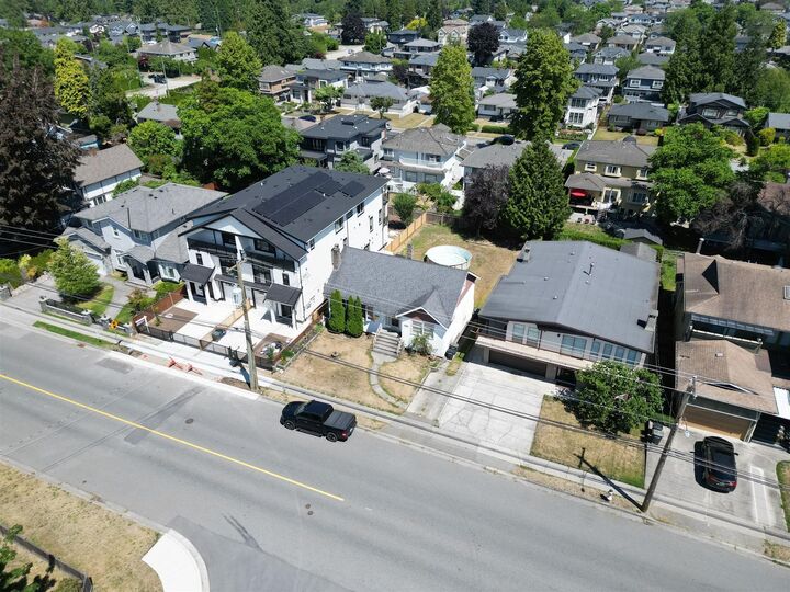 Property Photo: 6678 Walker Avenue BC V5E 3B9