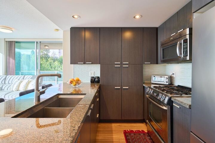 Property Photo: 2232 Douglas Road 805 BC V5C 0G9