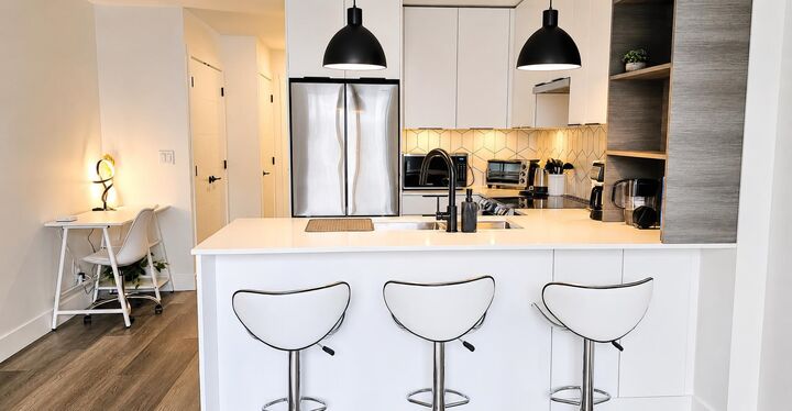 Property Photo: 10778 138 Street 505 BC V3T 0S5