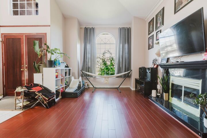 Property Photo: 1226 Salter Street BC V3M 5A7