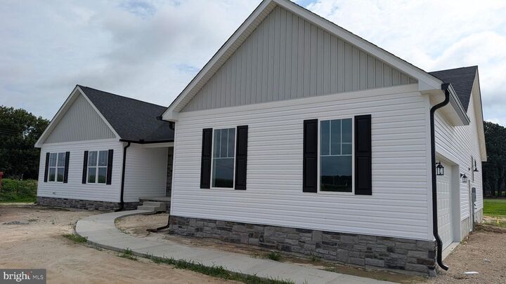 Property Photo:  11315 Shadetree Lane  DE 19968 