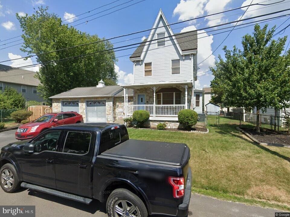 Property Photo: 1049 Richardson Avenue PA 19020