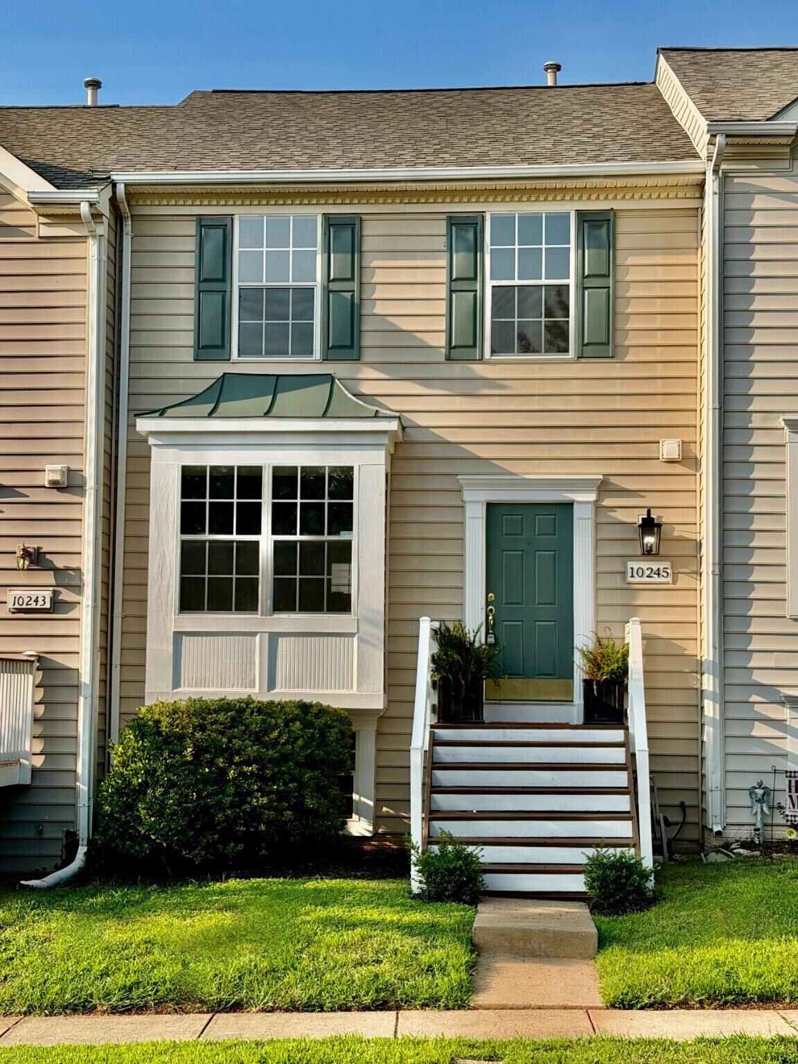 Property Photo: 10245 Calypso Drive VA 20110