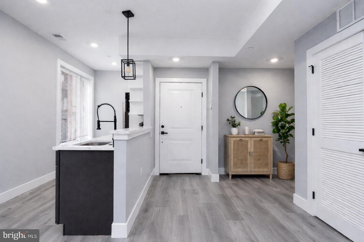 Property Photo:  2323 E Cabot Street 2  PA 19125 