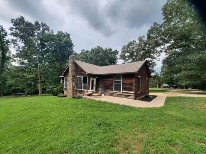 Property Photo:  102 Clella Ct.  AR 72560 