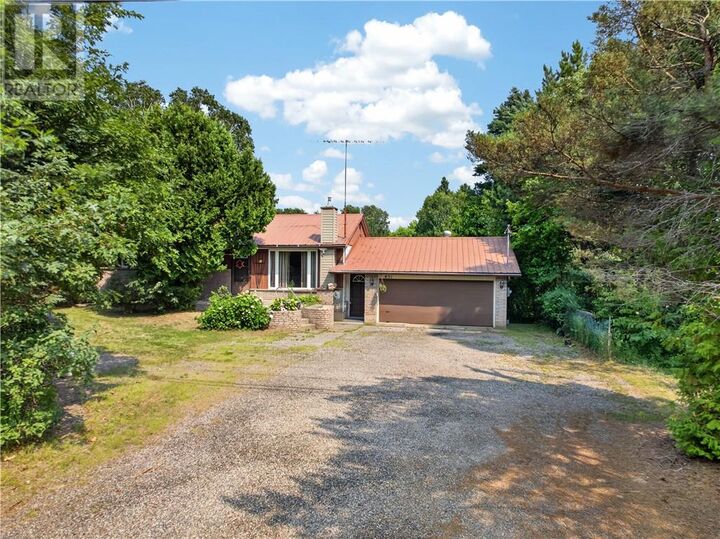 Property Photo:  831 Sunnyside Road  ON P3G 1J3 