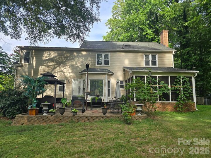 Property Photo: 115 Valley Glen Drive NC 28173