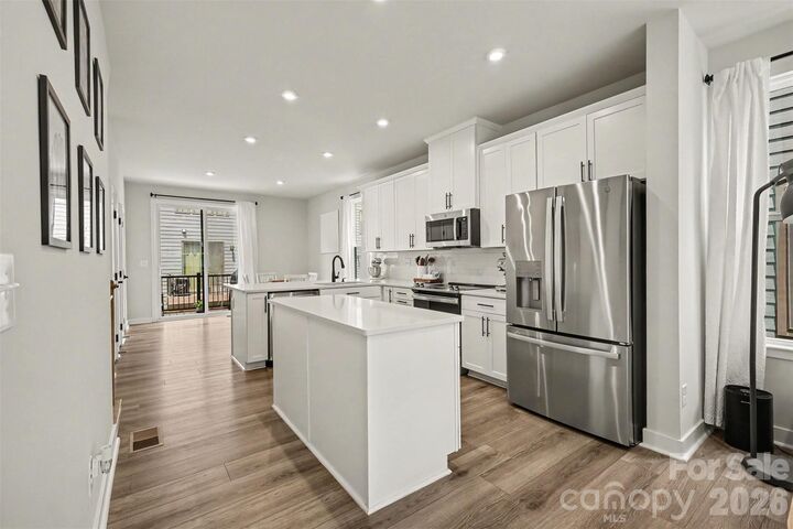 Property Photo: 1018 Simcoe Lane NC 28217