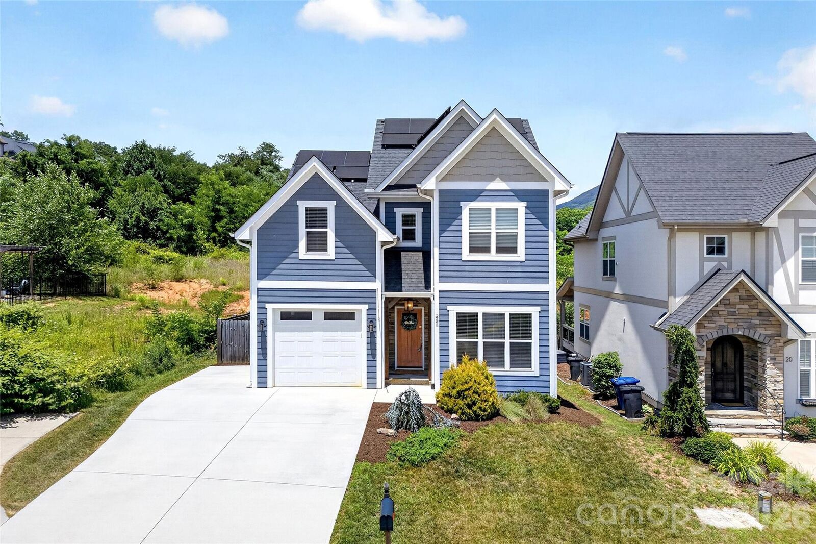 Property Photo: 22 Tudor Way NC 28711