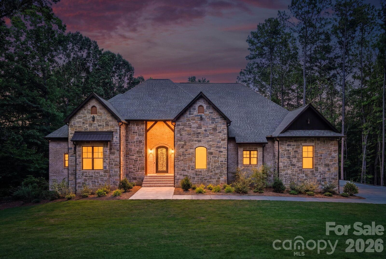 Property Photo: 4028 Spindrift Cove Drive NC 28037