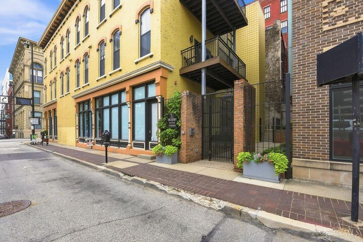 Property Photo: 411 Plum Street OH 45202