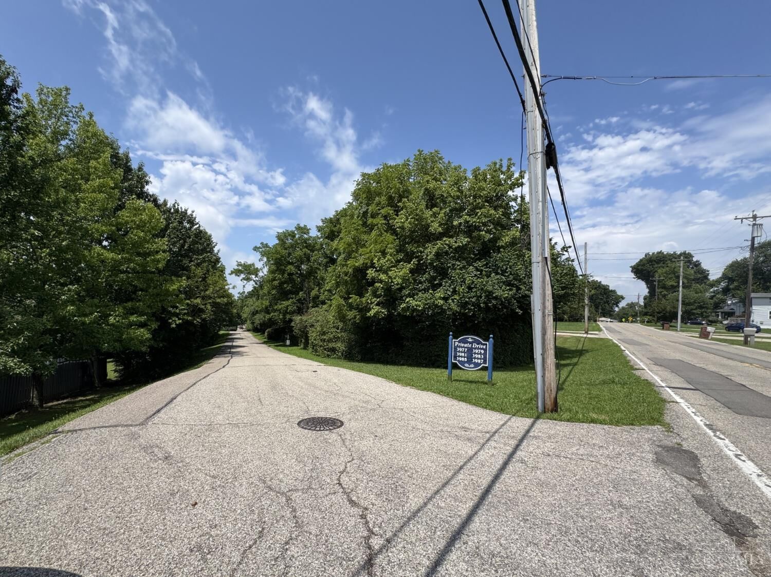 Property Photo: 3987 Ebenezer Road OH 45248