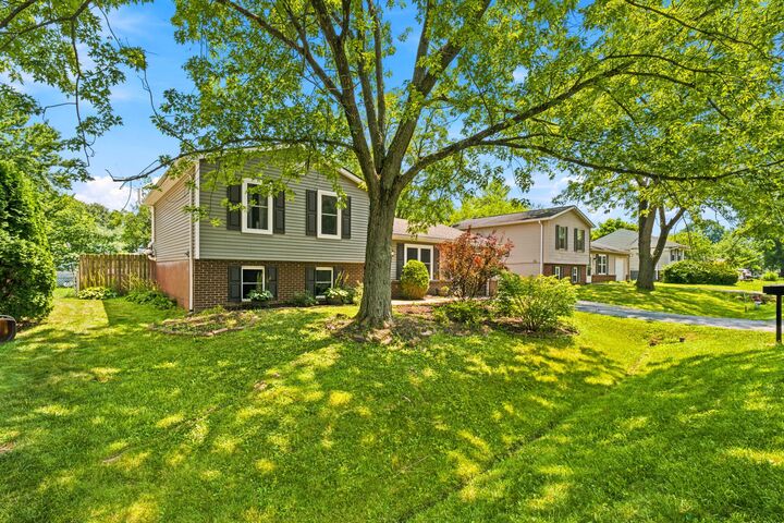 Property Photo:  682 Hines Road  OH 43230 