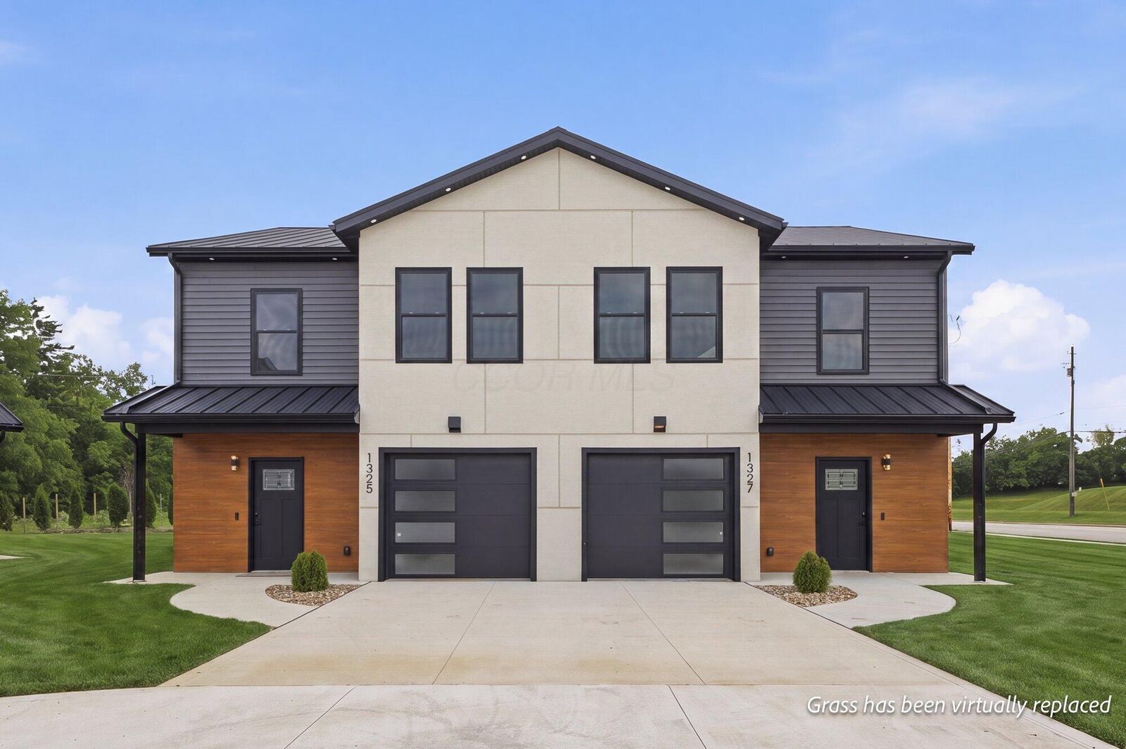 Property Photo:  1237 S Trimble Road  OH 44907 