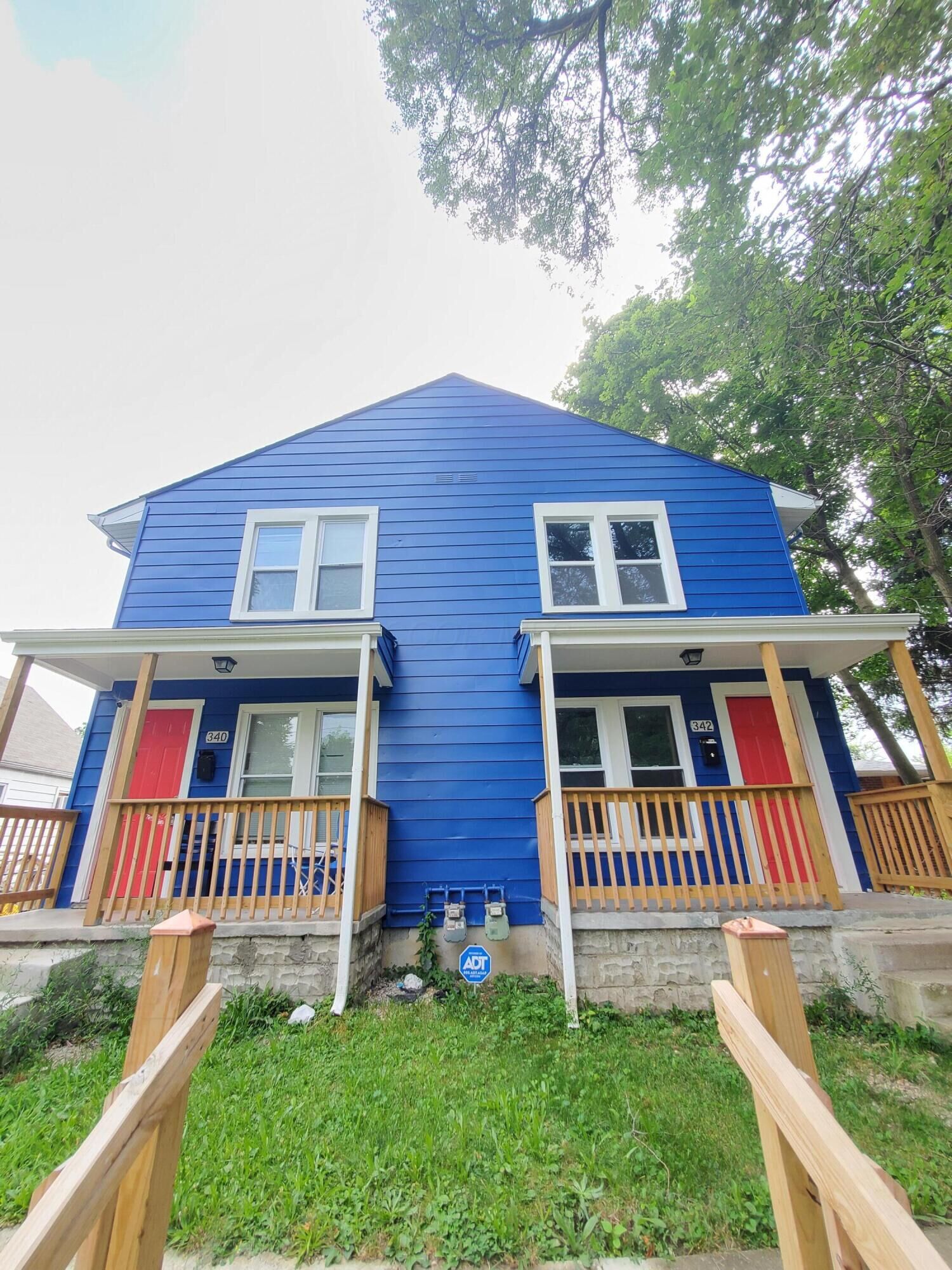 Property Photo: 340 S Wayne Avenue OH 43204