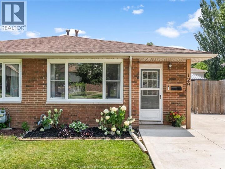 Property Photo: 129 Lansdowne Avenue ON N9Y 1S4