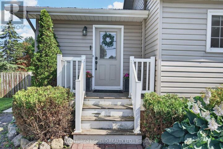 Property Photo: 16316 Jenkins Road ON K0C 1P0