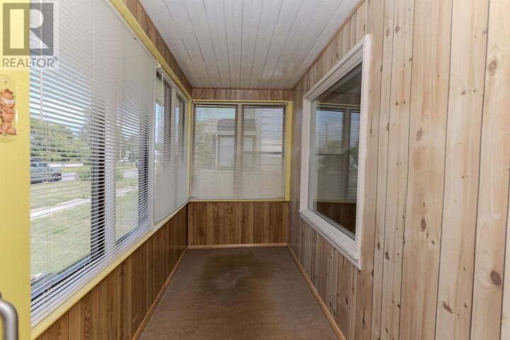 Property Photo: 367 Markland St ON P7B 2H9
