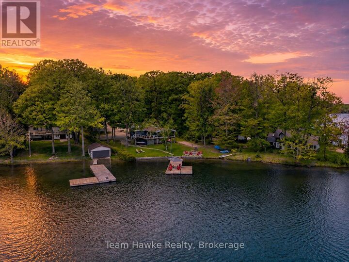 23 Timcourt Drive — photo 1