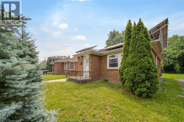 Property Photo: 563 Indian Road ON N9C 2M5