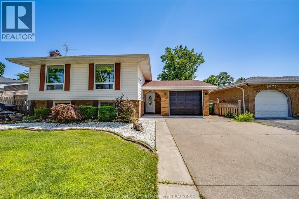 Property Photo: 9645 Asgard Road ON N8R 1E1