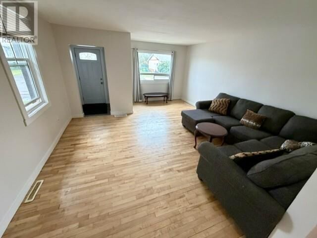 Property Photo: 320 First Ave ON P7B 2M8