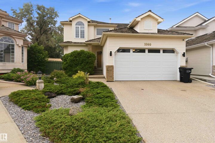 Property Photo: 1080 Wedgewood Boulevard NW AB T6M 2L6