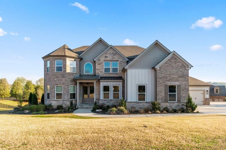 Property Photo: 4725 Cardinal Ridge Way GA 30542