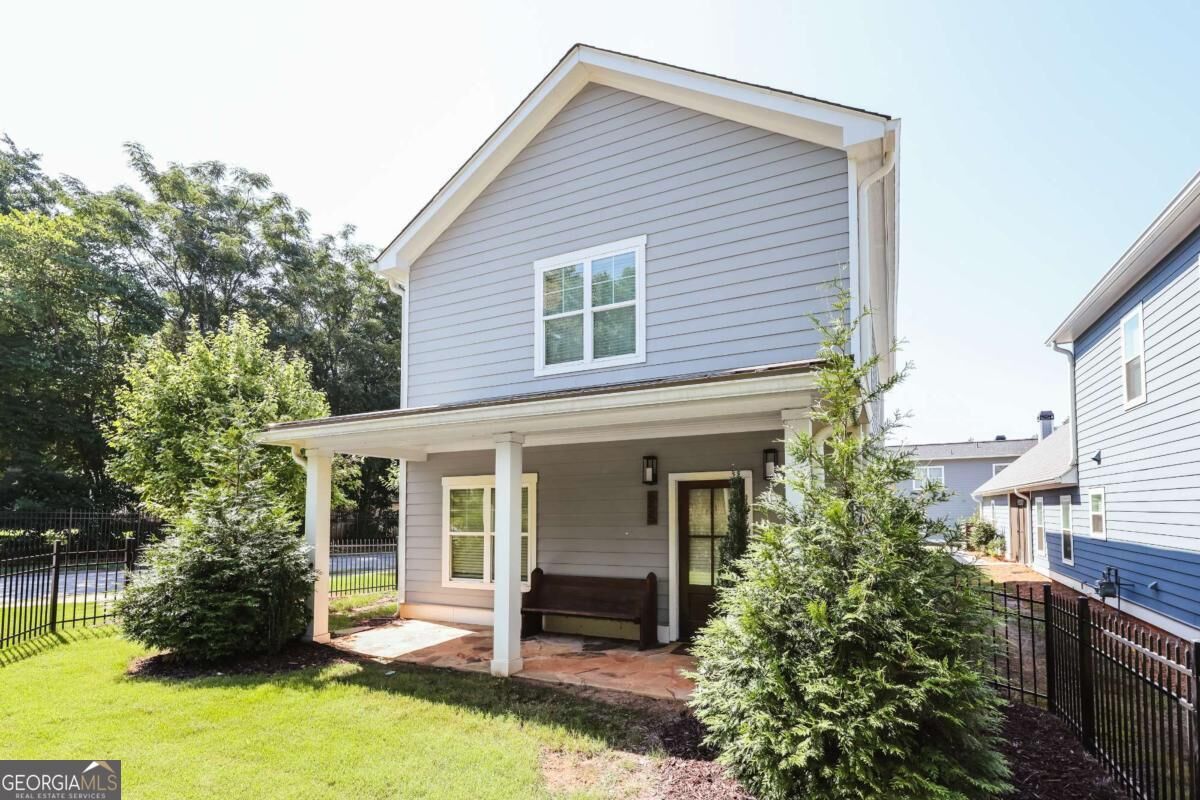 Property Photo: 655 Oglethorpe Avenue GA 30606