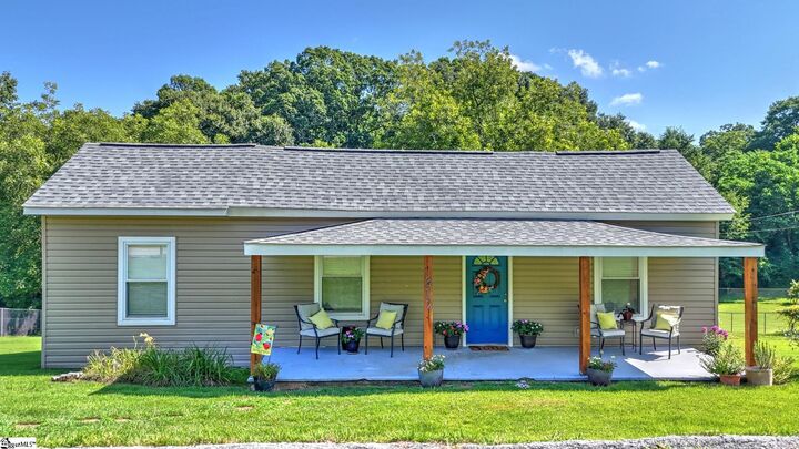 Property Photo: 312 Cateechee Trail SC 29630