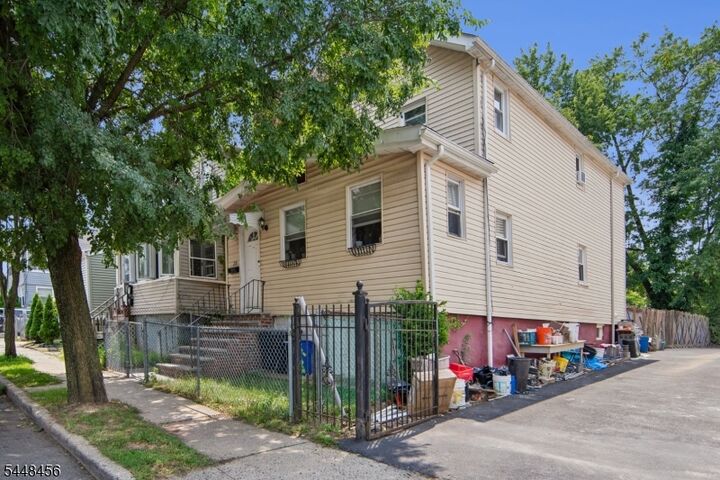 Property Photo:  218 Wallace St  NJ 07050 