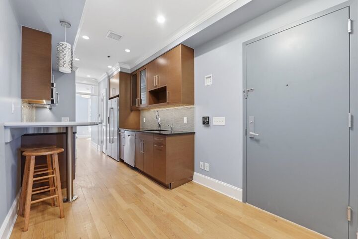 Property Photo:  604 Adams St 4  NJ 07030 