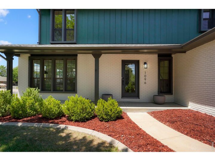 Property Photo: 1096 Princeton Dr CO 80503