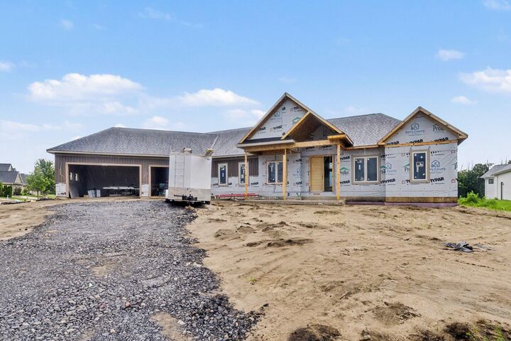 Property Photo: 18416 Donegal Drive IN 46637