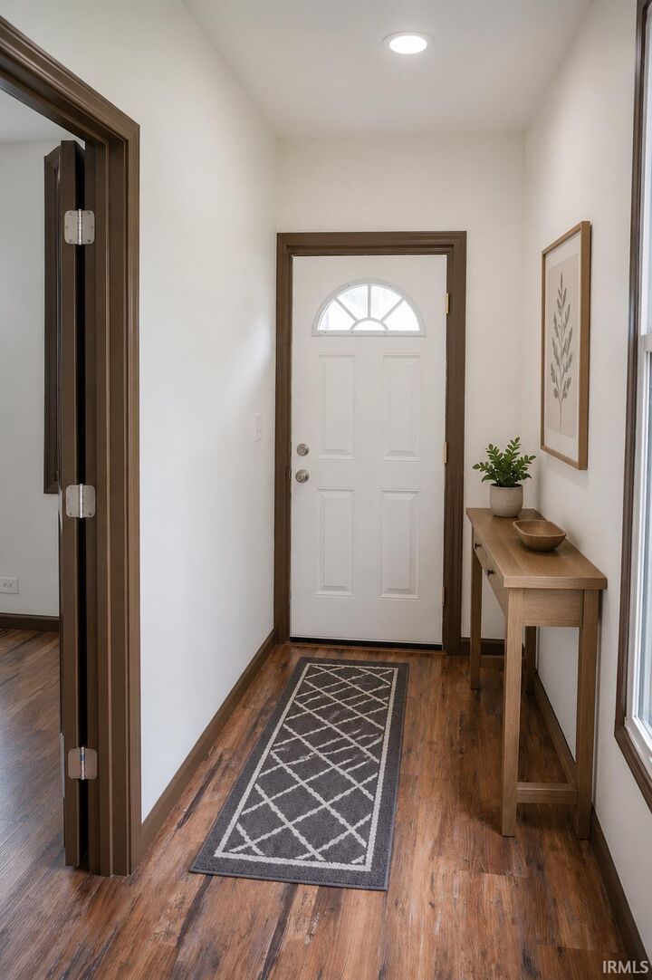 Property Photo:  1112 W Iowa Street  IN 47711 