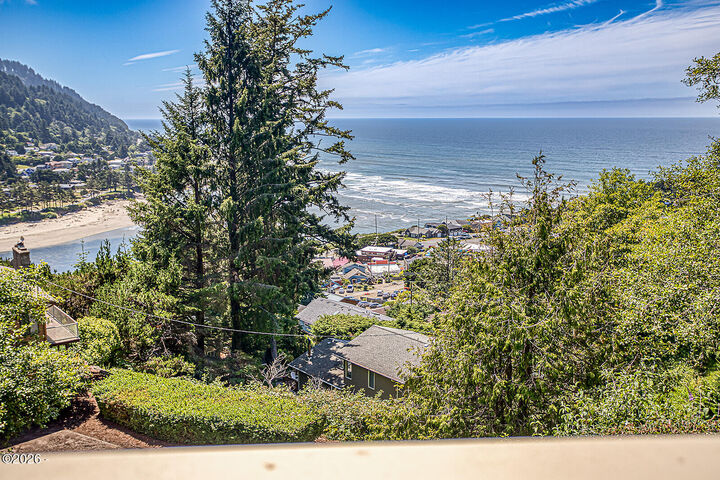 Property Photo: 355 Horizon Hill Road OR 97498