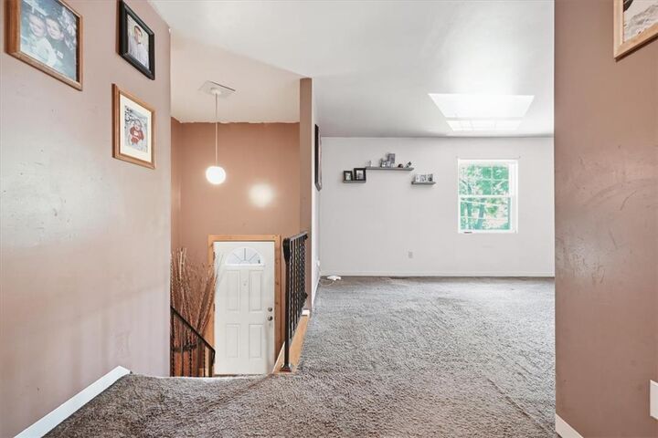 Property Photo:  2386 Black River Road  PA 18015 
