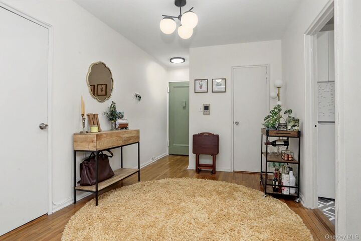 Property Photo: 776 Bronx River B47 NY 10708
