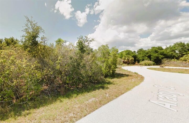 Property Photo: 7089 Araby Court FL 33981