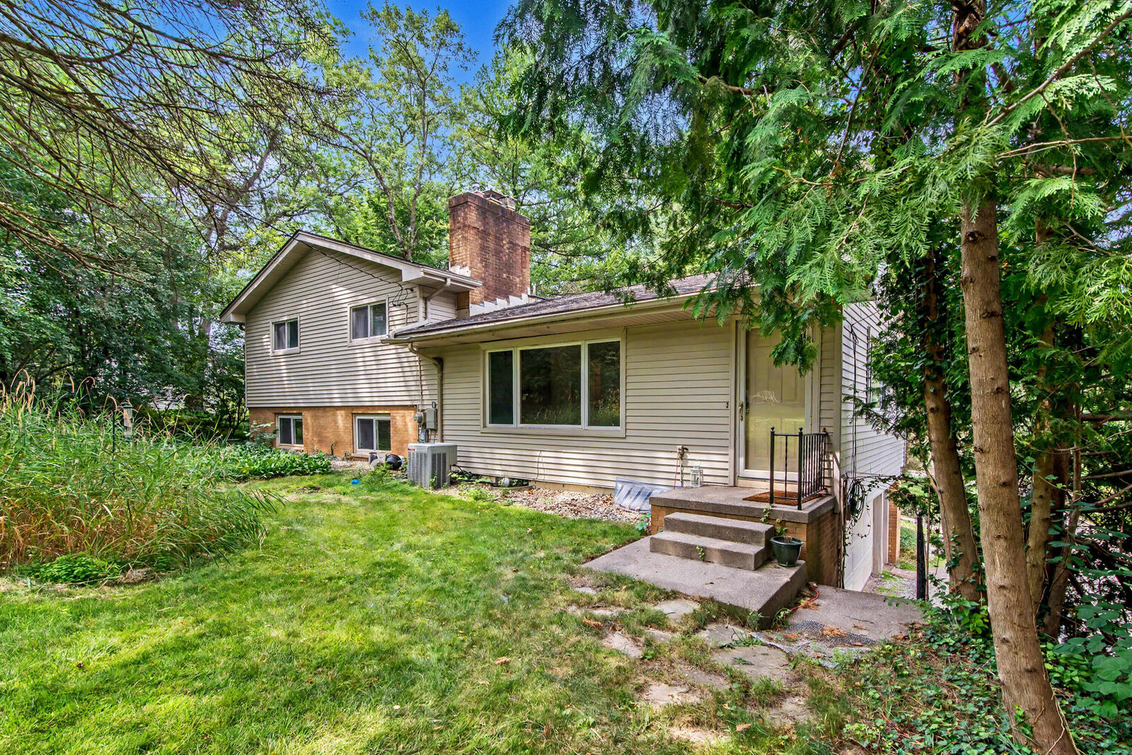 Property Photo:  1455 Chalmers Drive  MI 48104 