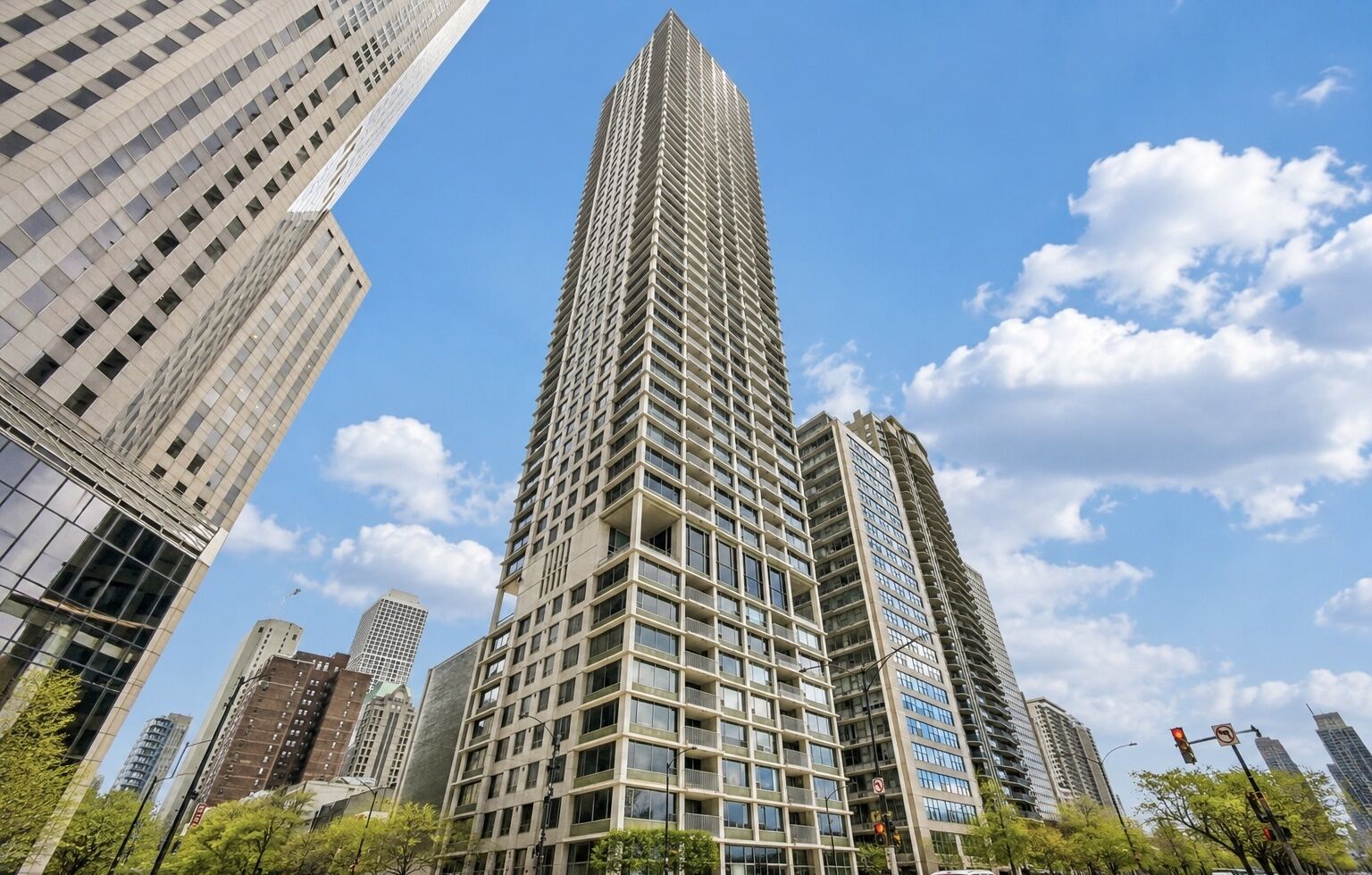 Property Photo:  1000 N Lake Shore Plaza 24C  IL 60611 