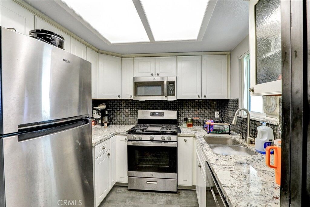 Property Photo:  14405 Cerise Avenue 13  CA 90250 