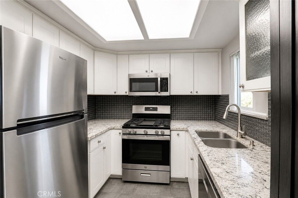 Property Photo:  14405 Cerise Avenue 13  CA 90250 