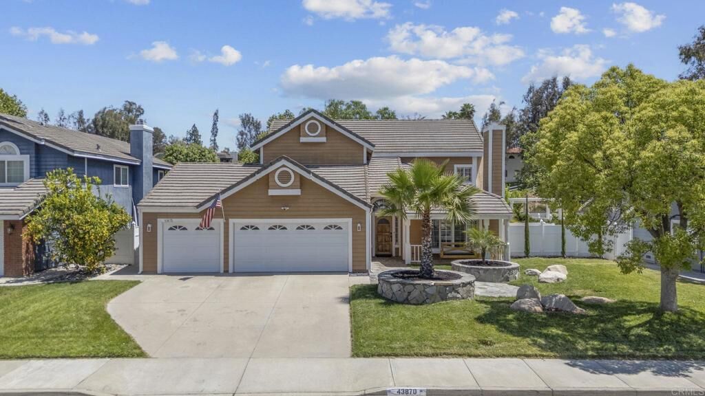 Property Photo:  43870 Gatewood Way  CA 92592 