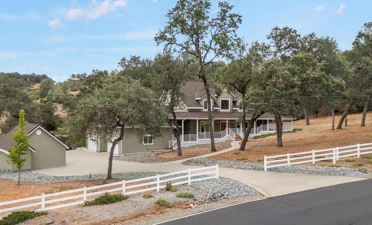 Property Photo:  2565 Stagecoach Lane  CA 95667 